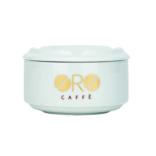 Ashtray with lid